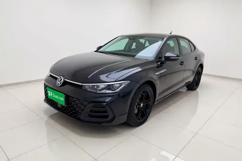 Volkswagen Passat 2025