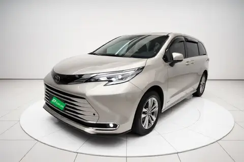 Toyota SIENNA 2025