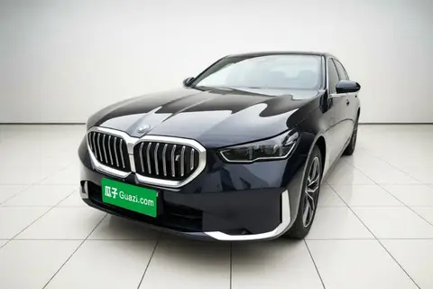 BMW i5 2024