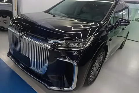 Voyah Dream 2025