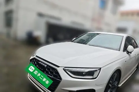Audi A4L 2021