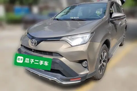 Toyota RAV4 2017