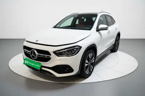 Mercedes-Benz GLA 2021