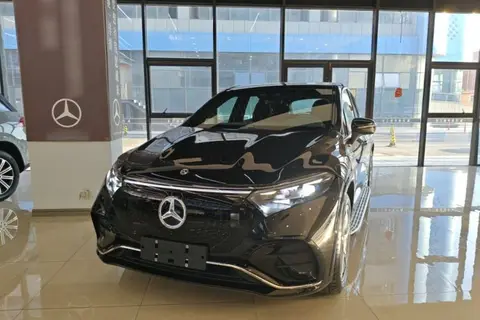 Mercedes-Benz EQS SUV 2024