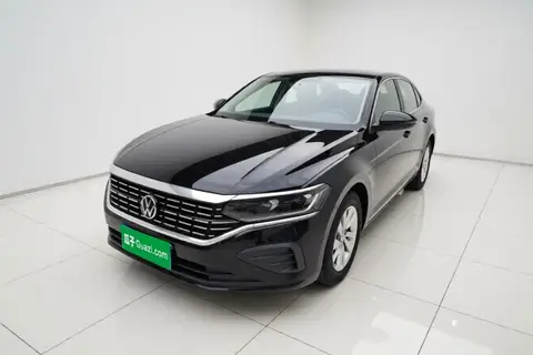 Volkswagen Passat 2025