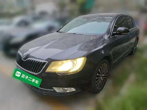 Skoda Superb 2013