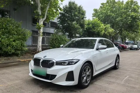 BMW i3 2024