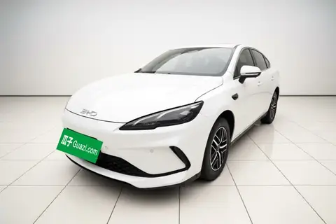 BYD Seal 05 2025