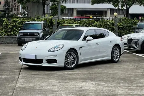 Porsche Panamera 2016