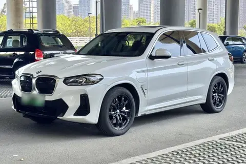BMW iX3 2023