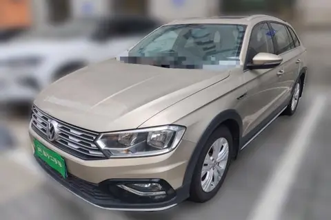 Volkswagen C-TREK 2017