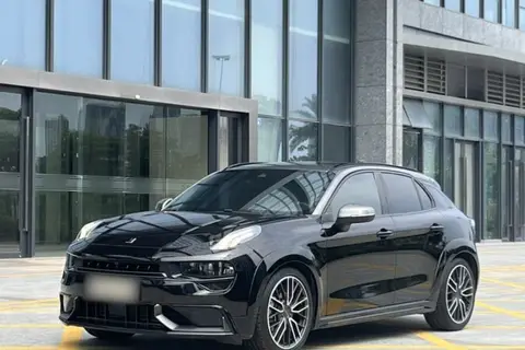 Lynk & Co 02 Hatchback 2021