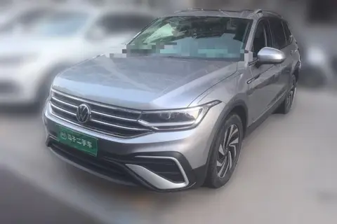 Volkswagen Tiguan L 2021