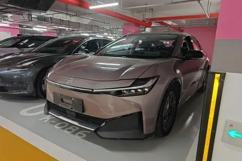 Toyota bZ3 2023