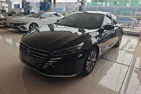 Nissan Teana 2023