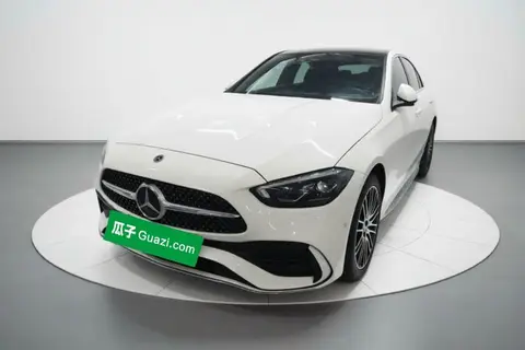 Mercedes-Benz C-Class 2024