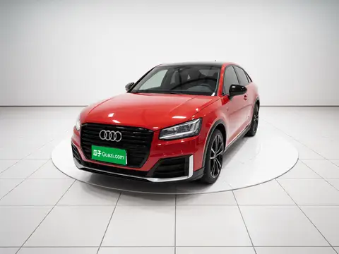 Audi Q2L 2020