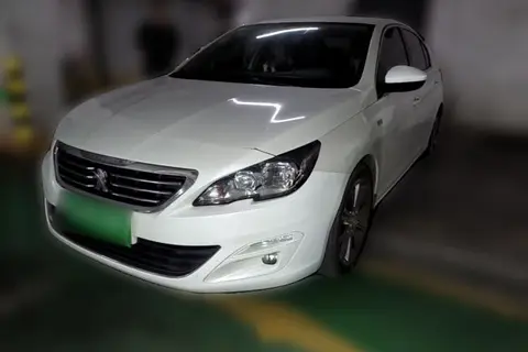 Peugeot 408 2016