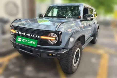 Ford Bronco 2024