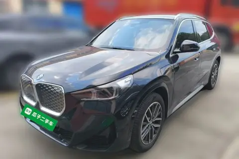 BMW iX1 2026