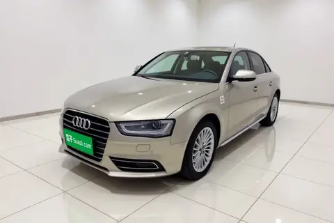 Audi A4L 2015