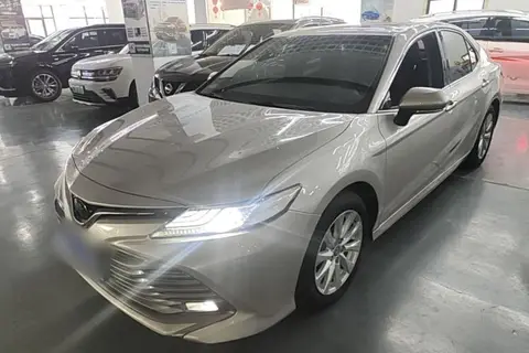 Toyota Camry 2019