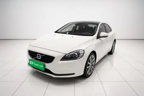 Volvo V40 2015