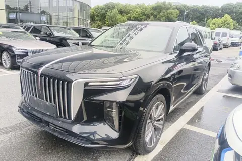 Hongqi E-HS9 2021