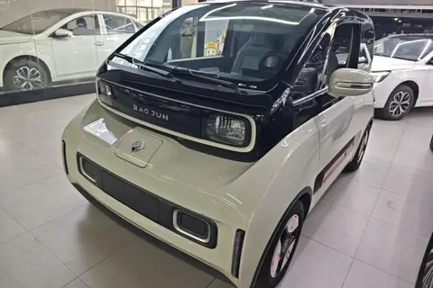 Baojun KiWi 2021