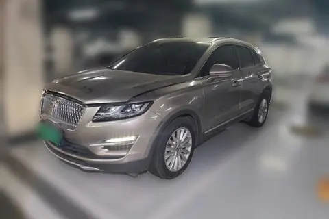 Lincoln MKC 2019