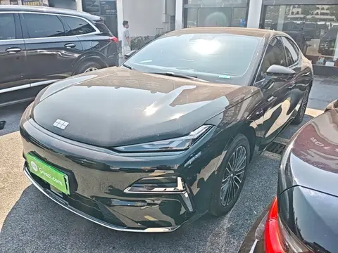 Geely Galaxy Starshine 8 2025