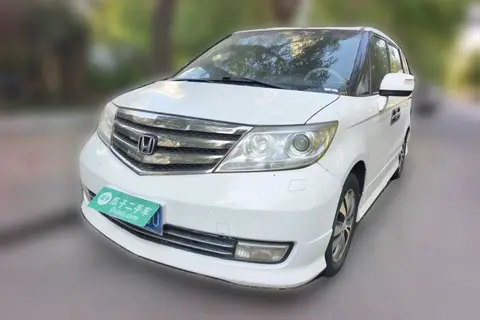 Honda Elysion 2015