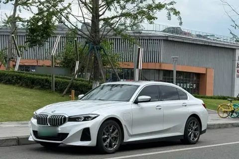 BMW i3 2022