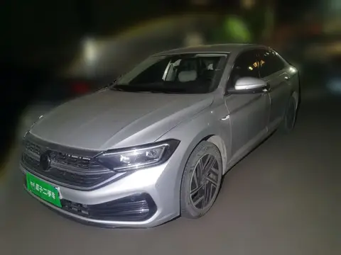 Volkswagen Sagitar 2022