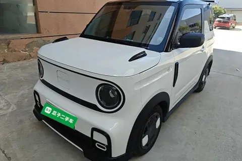 Geely Panda 2025