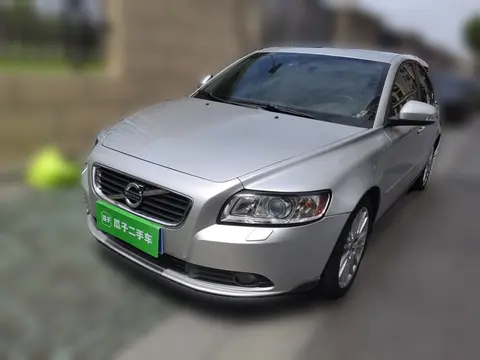 Volvo S40 2011