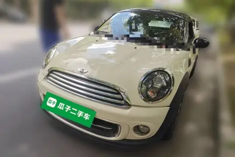 MINI COUPE 2012