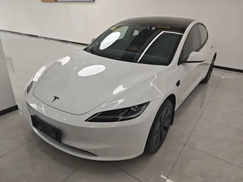 Tesla Model 3 2025