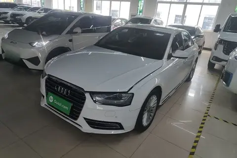 Audi A4L 2016