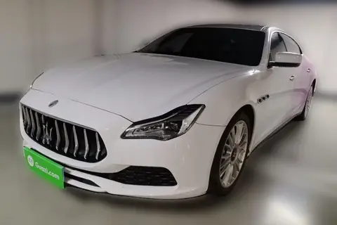 Maserati Quattroporte 2015