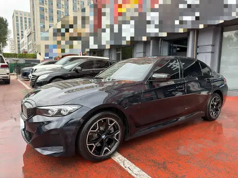 BMW i3 2025