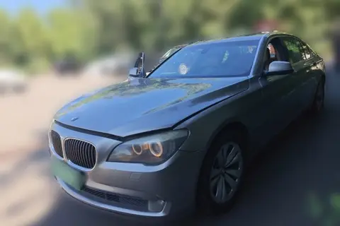 BMW 7 Series 2010