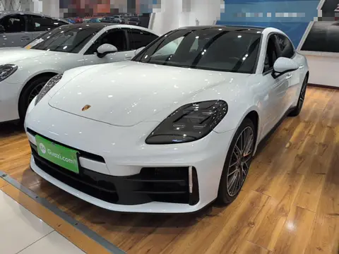 Porsche Panamera 2024