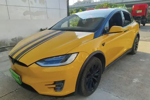Tesla Model X 2018