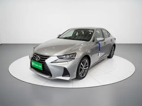 Lexus IS 2017
