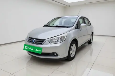 Venucia D50 2014