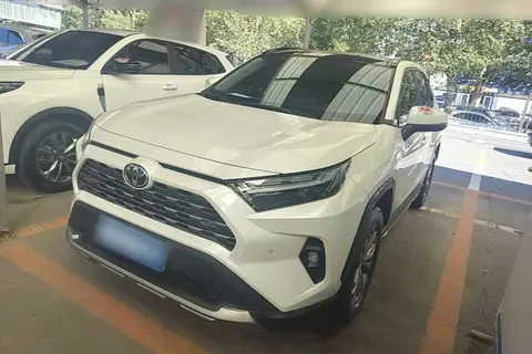 Toyota RAV4 2025