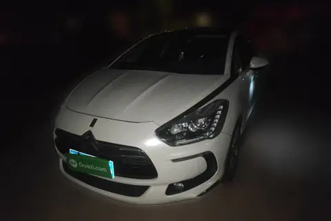 DS 5 2014