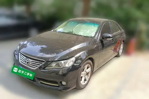 Toyota Reiz 2011