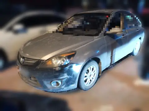Changan Alsvin 2013